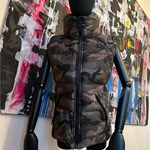 SAM Freedom Puffer Vest in Camouflage